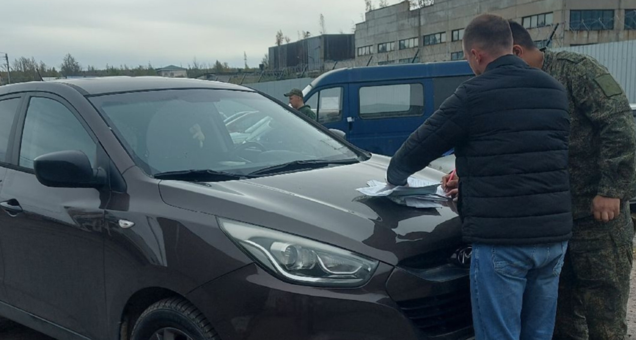 В Ярославле приставы объявили распродажу имущества должников: дешево продают квартиры и машины