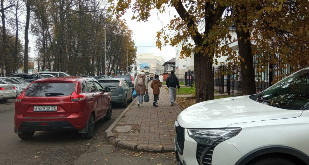 В Ярославле назвали дату открытия платных парковок