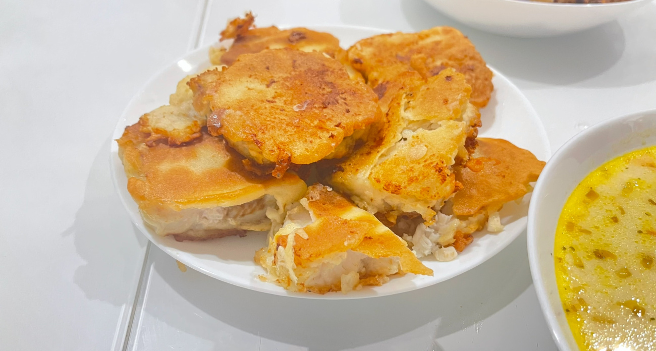 Снега нет, а «Рыба под снегом» будет: рецепт блюда на новогодний стол, который удивит любого