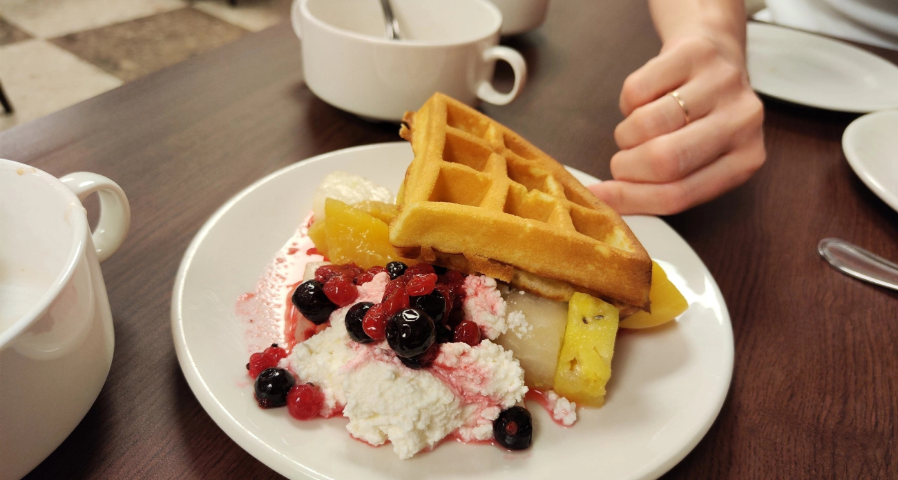 Такая привычка снижает риск развития диабета: завтрак до 8 утра творит чудеса