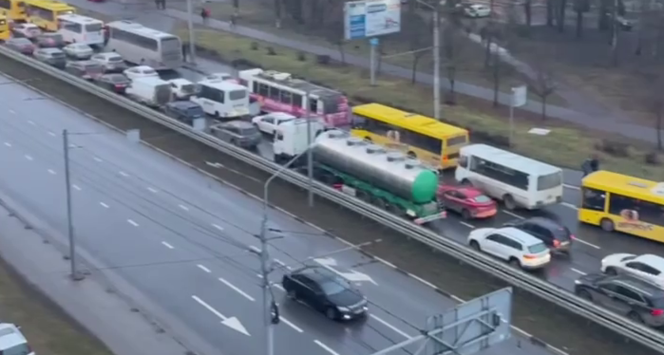 Как ярославцы добирались через перекрытый Московский проспект