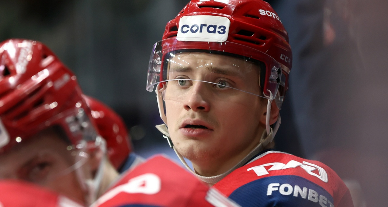 Нападающий Локомотива Даниил Тесанов отправлен в фарм-клуб