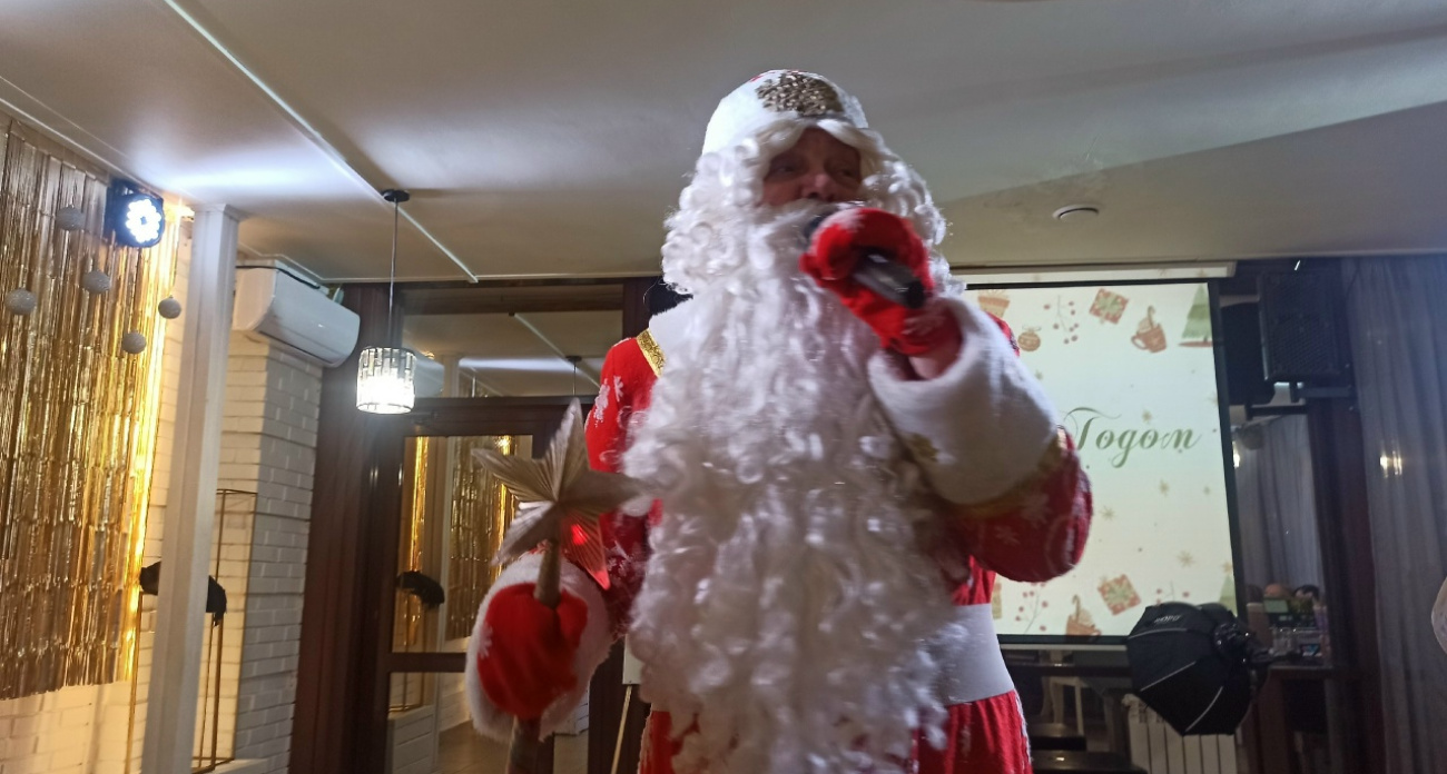 От 400 рублей до 10 000: сколько стоят услуги Деда Мороза в Ярославле 