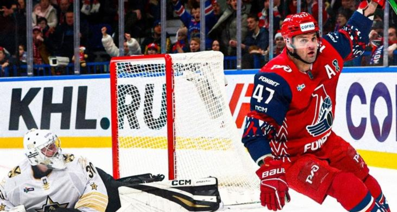 Радулов открыл счёт, но Черепанов решил: «Локомотив» победил «Адмирал» 3:2