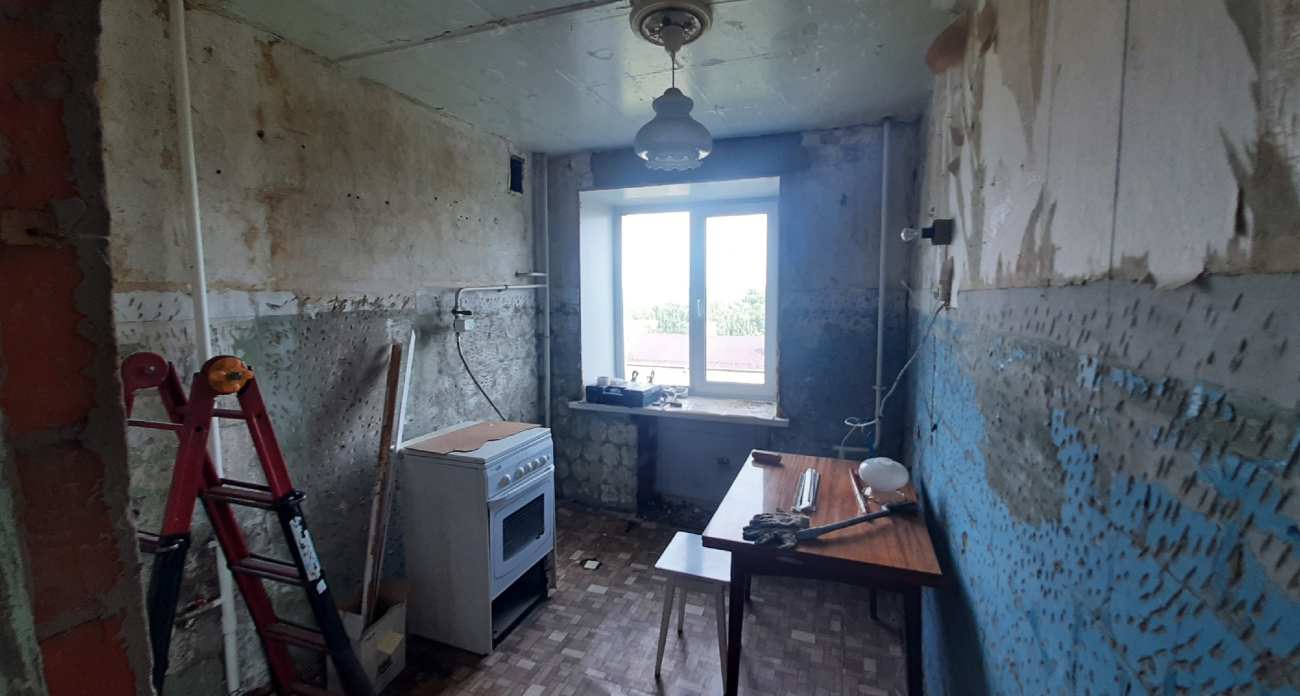 Плесень, сколы и перекраска каждые 3 года: как гипсовинил решает эти проблемы в домах и офисах