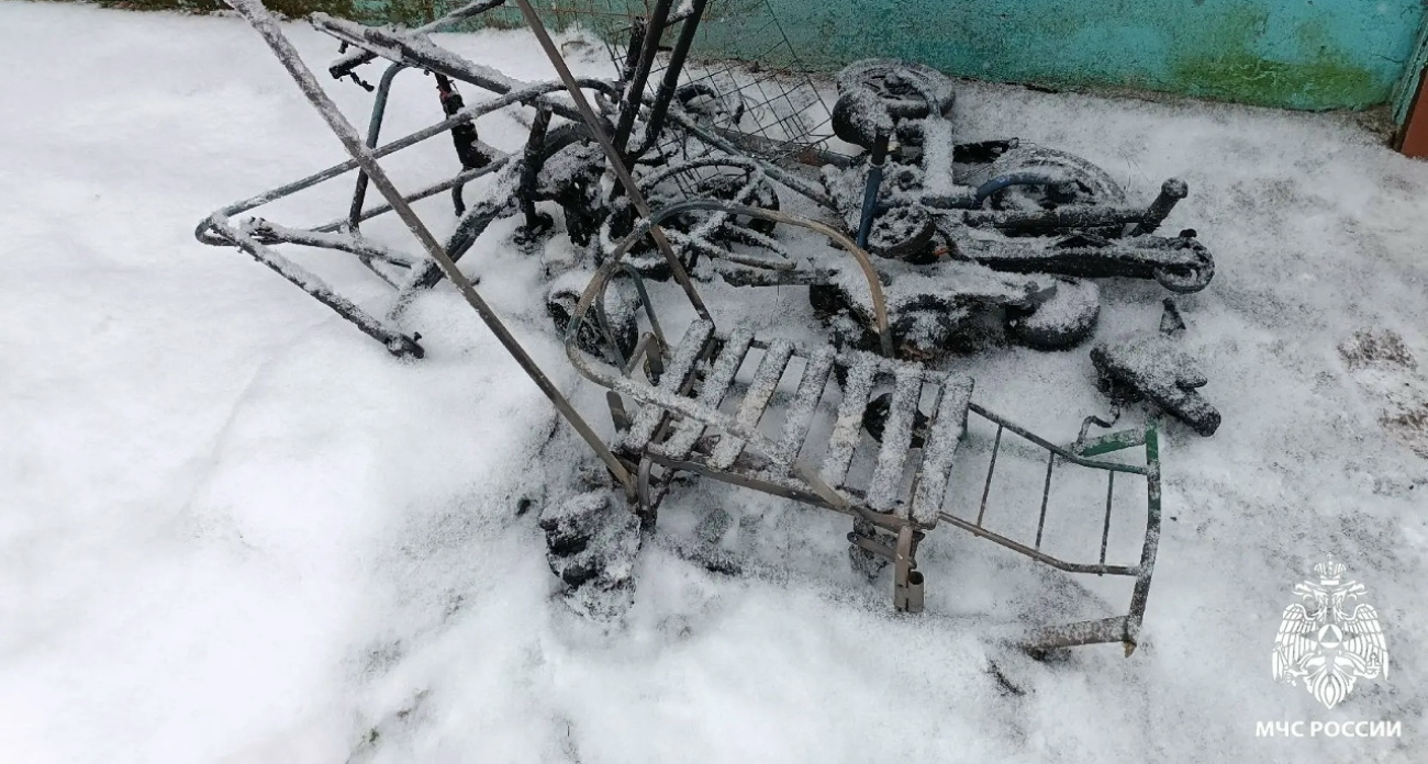  В Ярославле хулиганы подожгли детские коляски