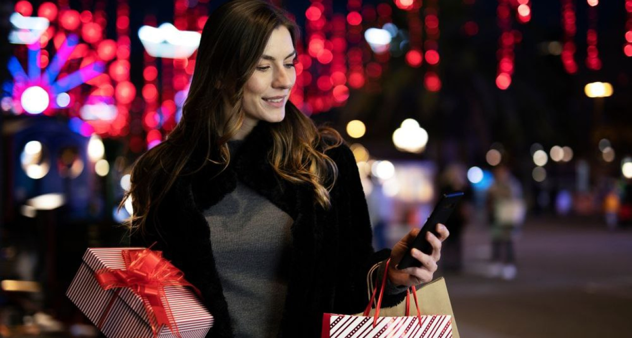 В преддверии новогодних праздников в центре Ярославля заработал бесплатный Wi-Fi 