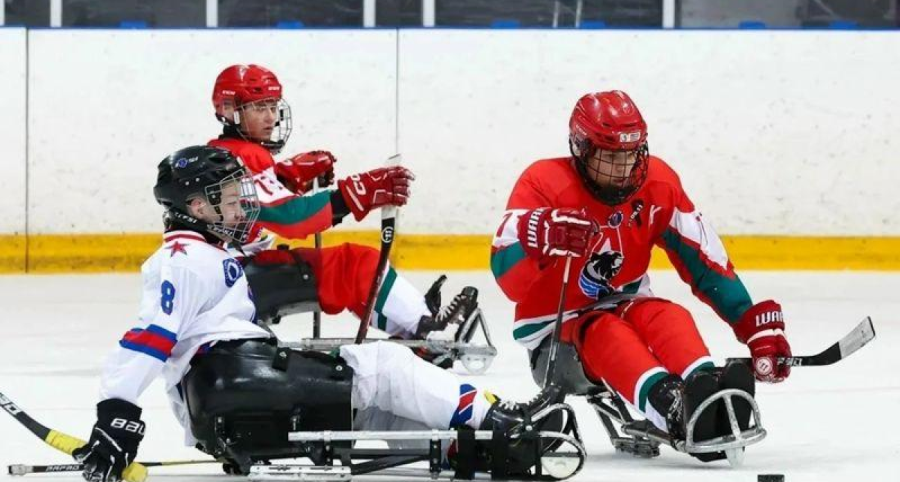 «Кубок Ярослава Мудрого»: 80 юных следж-хоккеистов сразились в Ярославле