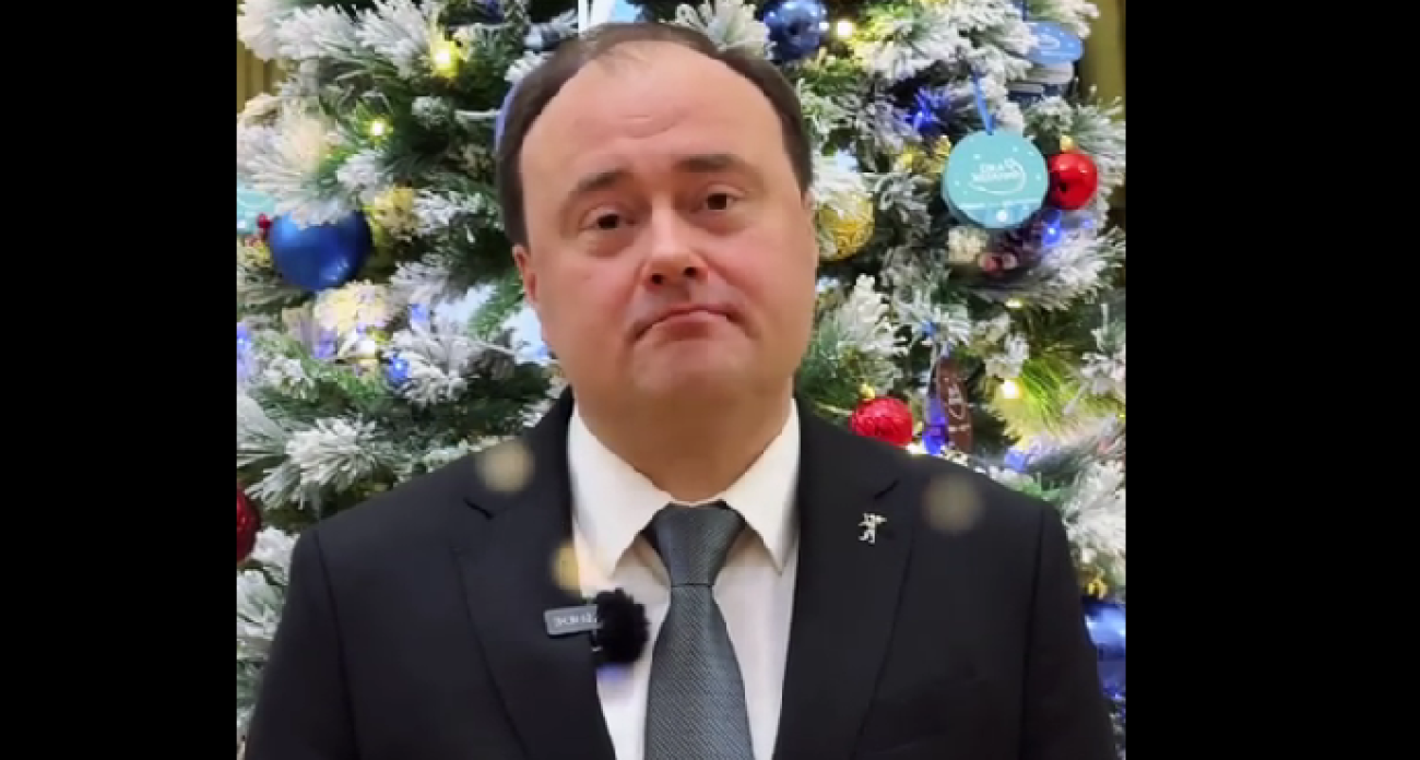 Мэр Ярославля коротко поздравил горожан с Новым годом 