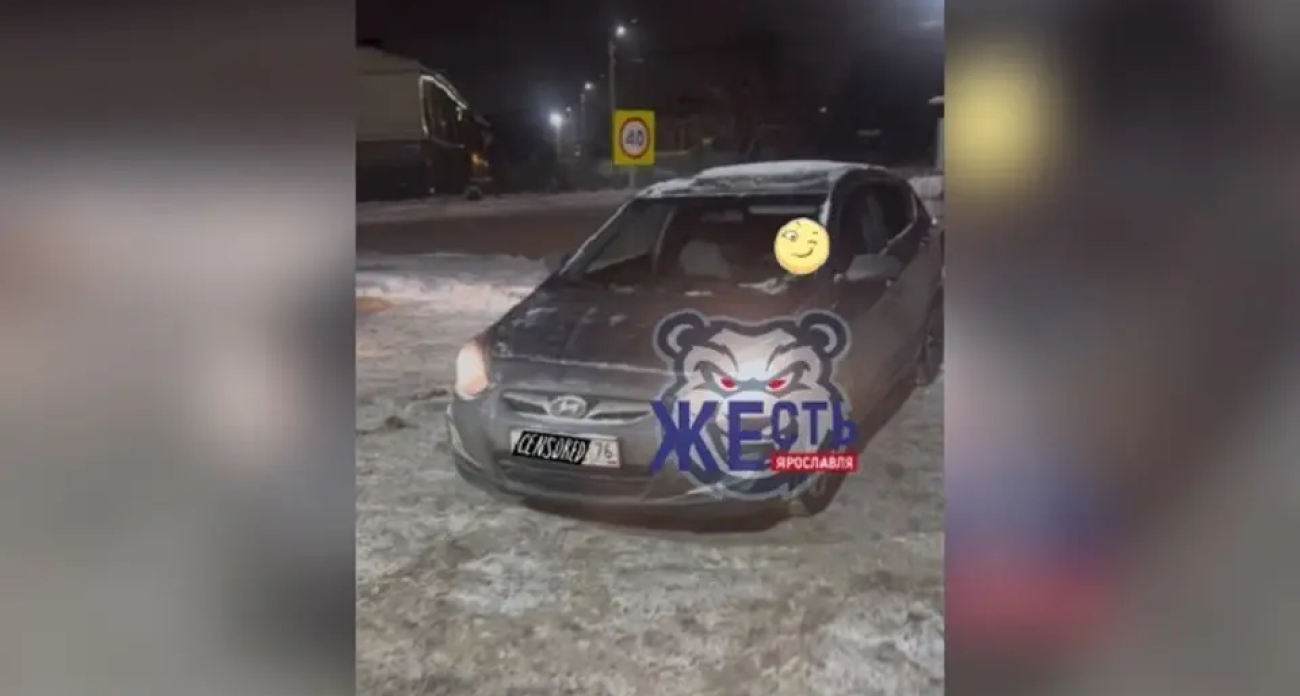 10-летний мальчик припарковался у «Пятёрочки» в Ярославле: отец не видит проблемы