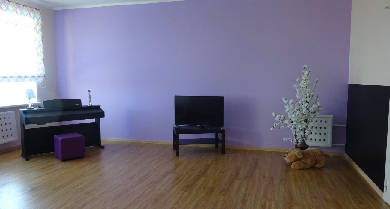 Замените обычные обои на этот материал: в Европе давно уже модно и практично, а у нас про это забывают 