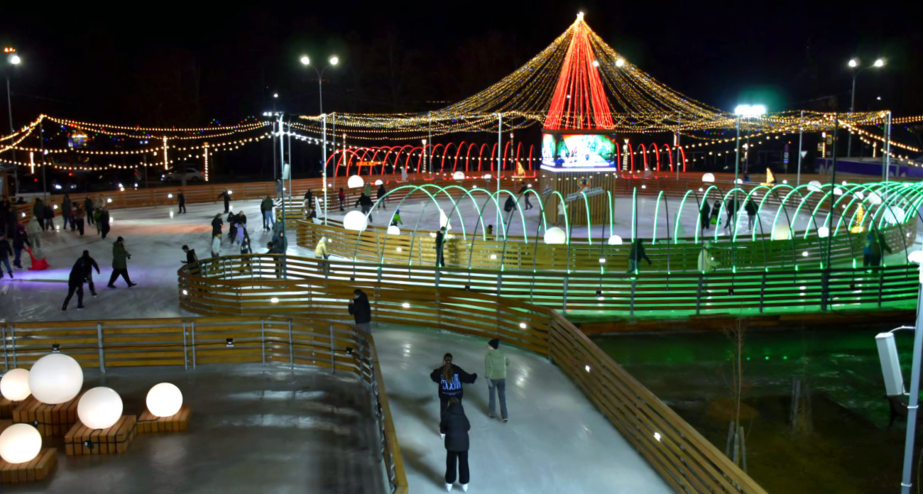  Главный каток Ярославля поставил рекорд: за каникулы посетили 42 тысячи человек 