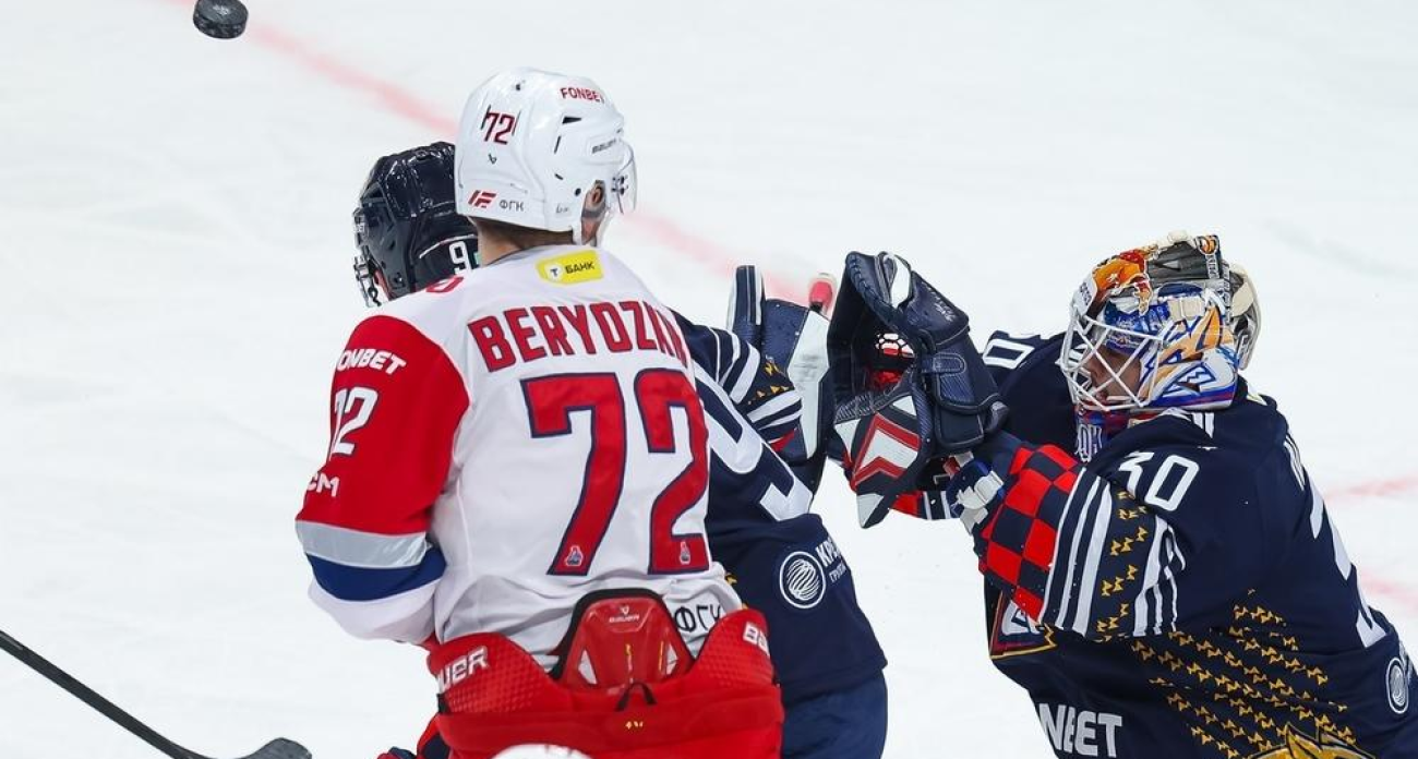 КХЛ разобрала удаление Березкина и крещенские купания в Толгском монастыре: главные новости за 19 января в Ярославле