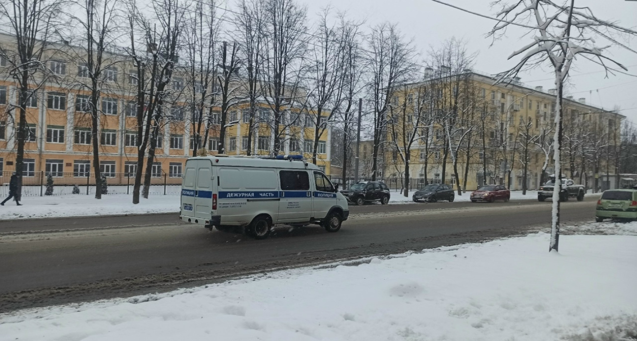 Пьяный ярославец ударил полицейского