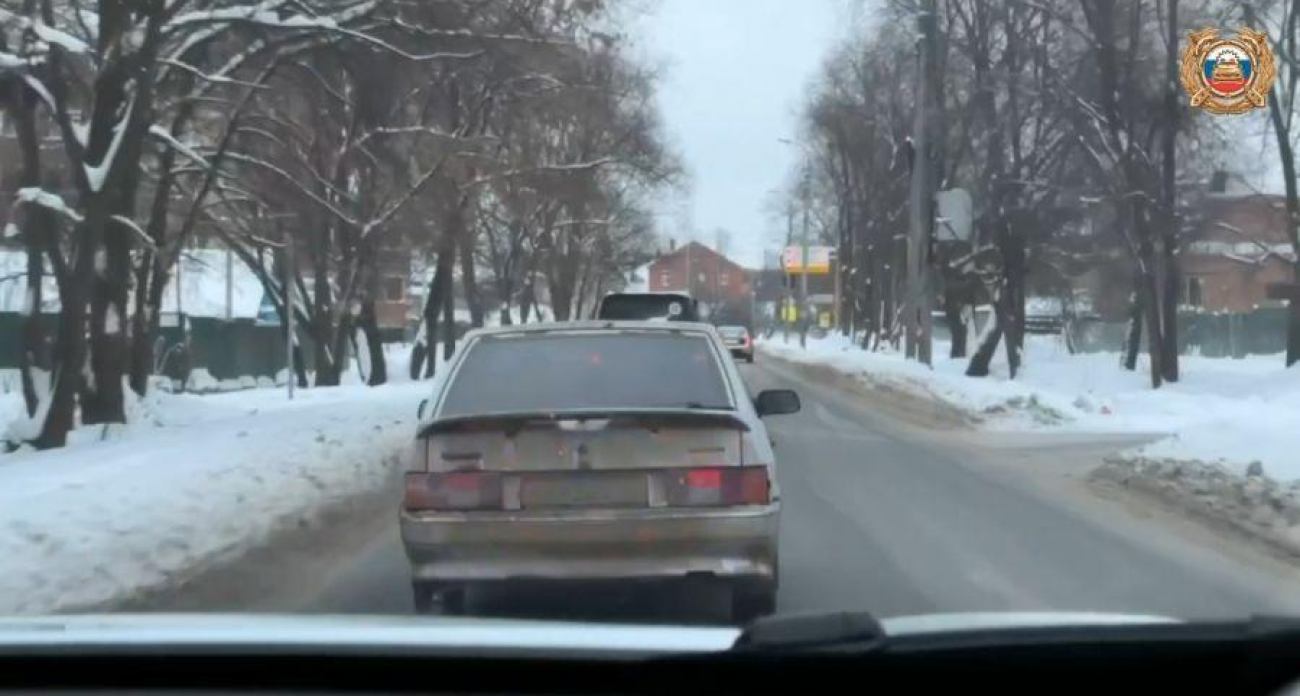 «Паутина» нашла ВАЗ-2114 с рекордными 180 штрафами: 29-летнюю ярославну оставили без машины