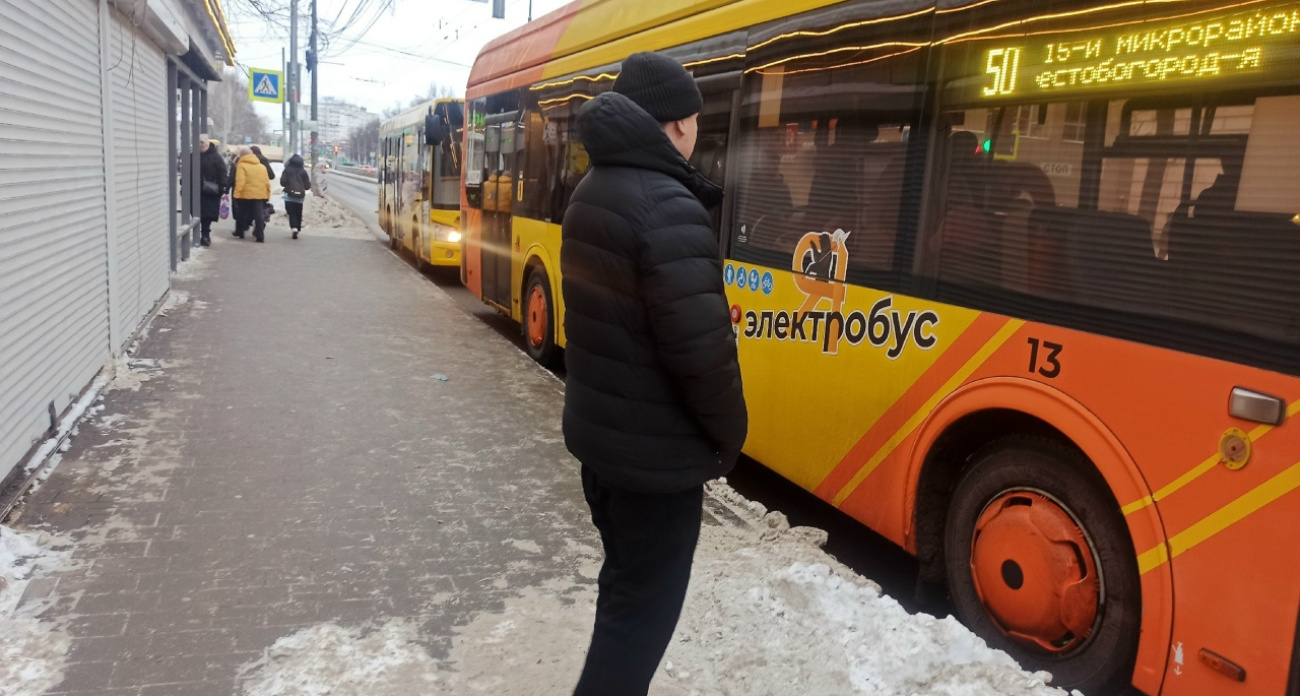 Электробусы замерзли: ярославцы остались без рейсов из-за сильного мороза
