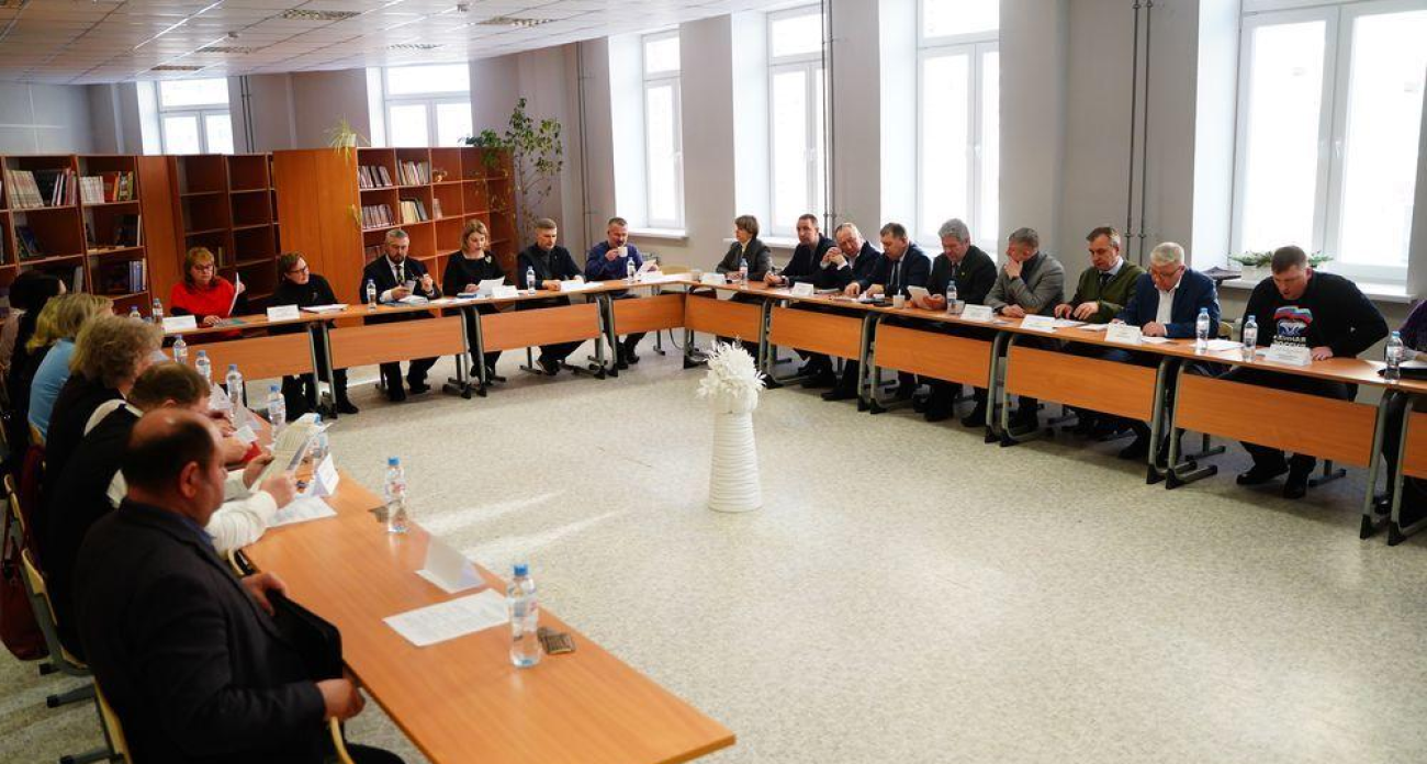 31,4 миллиарда на школы: депутаты оценили масштабную программу развития образования в Ярославской области