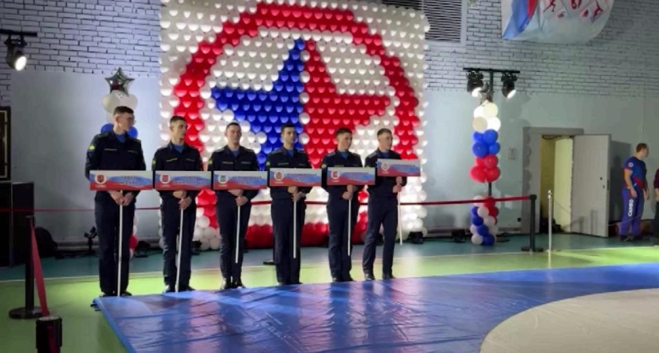 300 лучших самбистов России сошлись в борьбе за Кубок губернатора Ярославской области