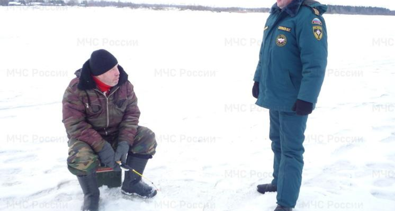 Рыбаки рискуют 5000 рублями: мониторинг показал опасную рыхлость льда даже после морозов