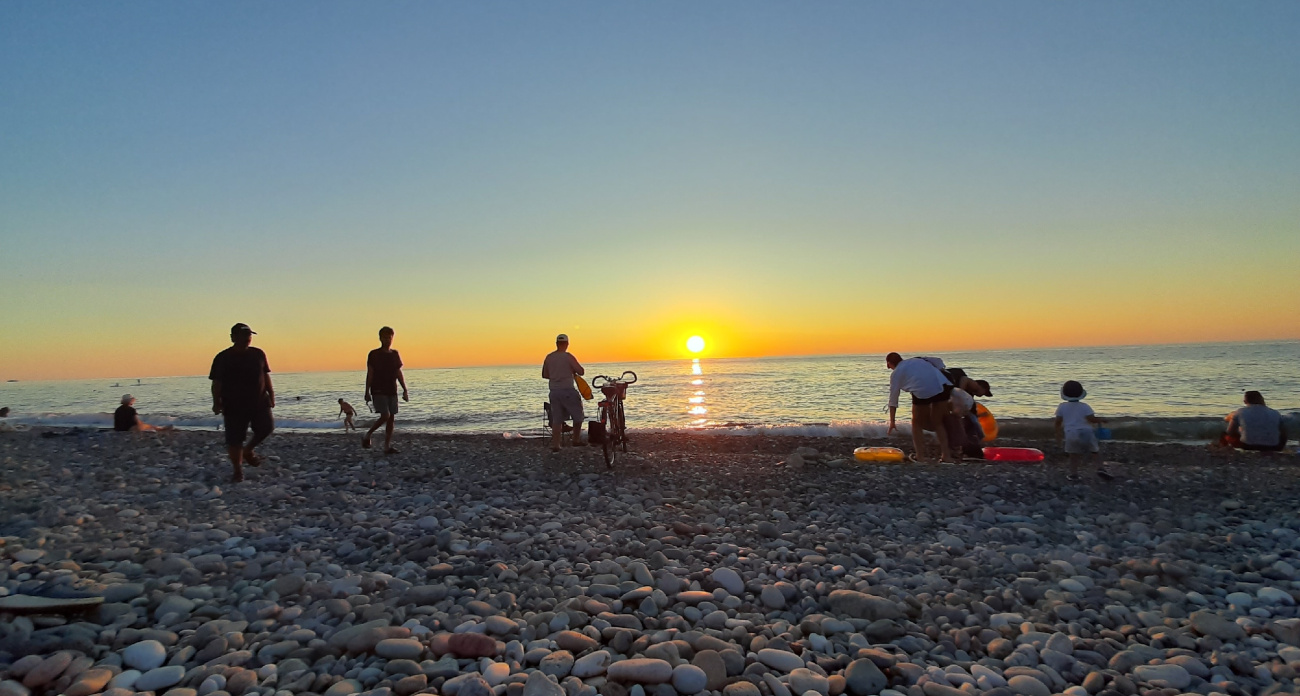 Чужие волосы на кровати и незрелая клубника: реальный отзыв семьи о поездке в Египет в феврале