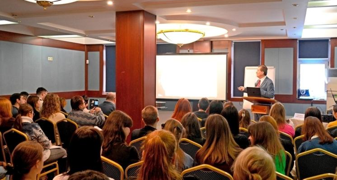 «Деньги детям верните, алло»: Собчак вступилась за ярославских студентов-медиков, оставшихся без 3000 рублей стипендии