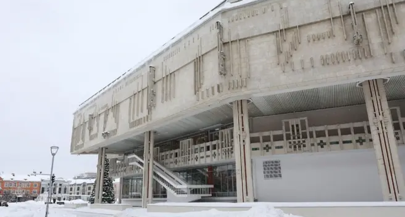 Ярославский ТЮЗ открылся спустя 3 года: миллиард рублей и премьера «По щучьему велению»