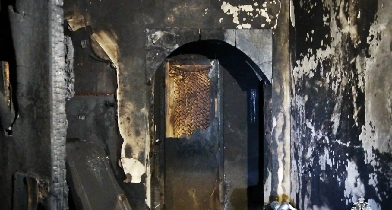 В Ярославле из горящей многоэтажки эвакуировали 32 человека