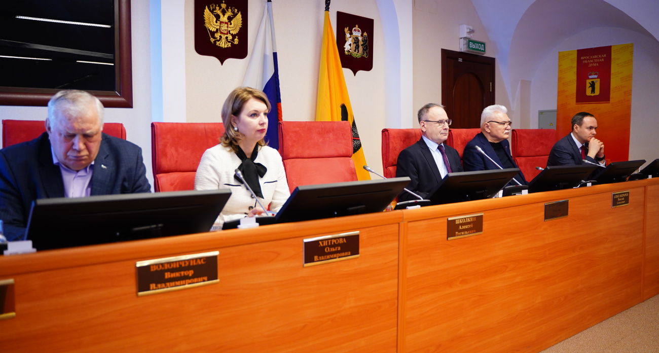 Первое в 2026 году заседание Думы было посвящено усилению социальной поддержки семей с детьми и вопросам общественной безопасности