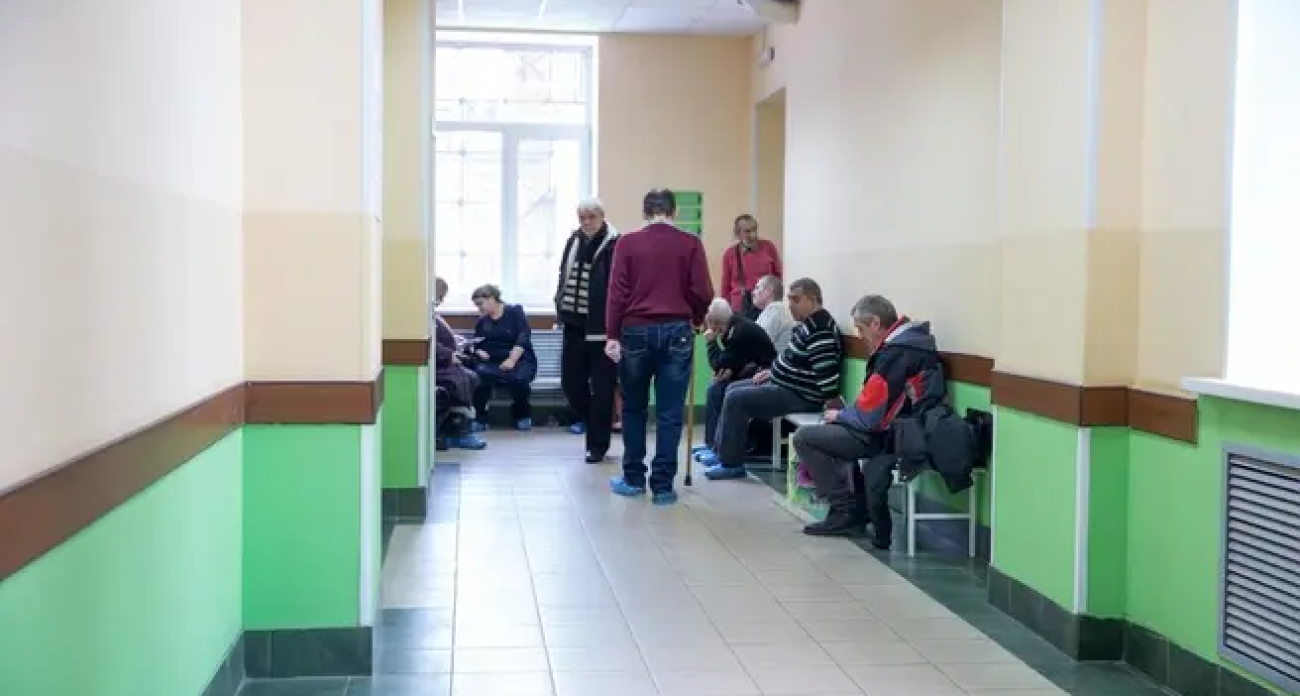 172 врача и 264 медсестры: в Ярославской области раскрыли реальный дефицит медиков после открытия новых отделений