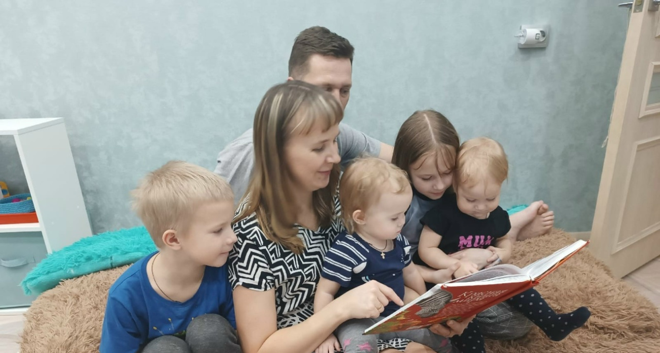 В Ярославле подняли выплаты семьям: сколько теперь дадут за третьего ребёнка