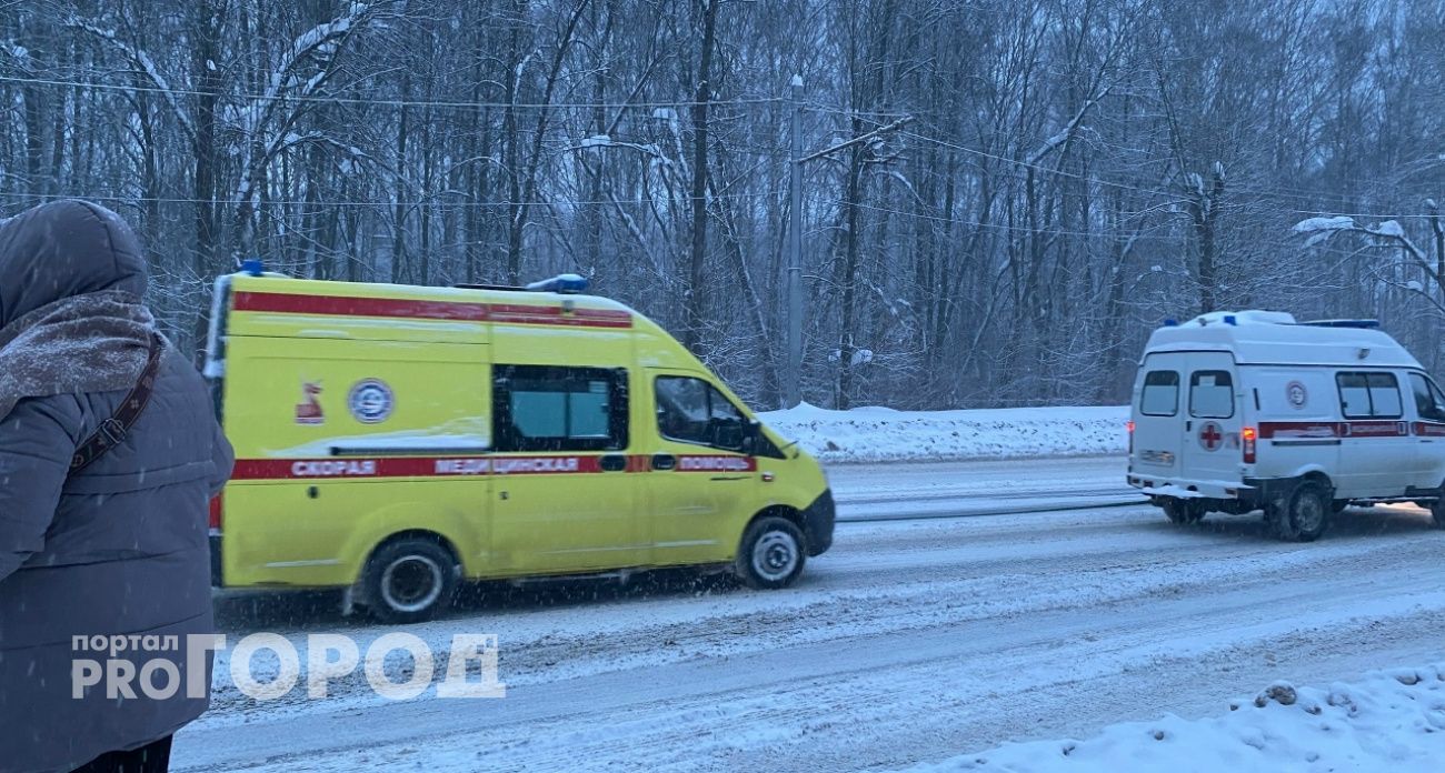 В Ярославле на Мурманском проезде "Лада" сбила 14-летнюю девочку