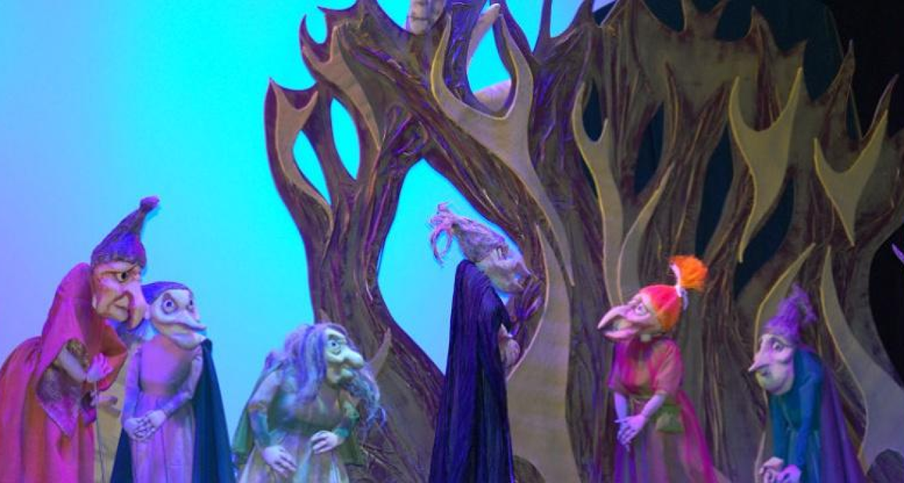 Баба-Яга оказалась не злодейкой: библиотека раскрывает тайны русских сказок