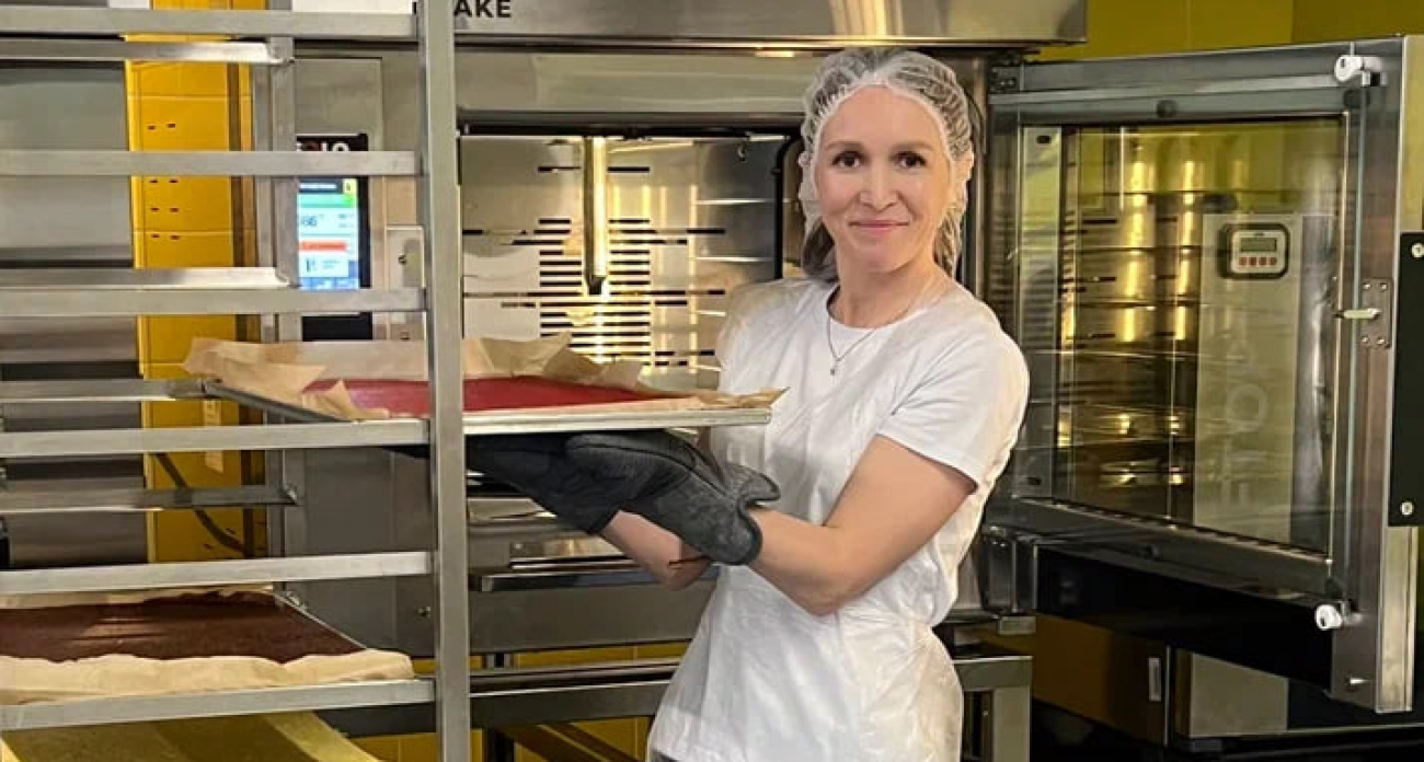 Кондитер из Ярославля презентовала Киркорову десерты, вдохновлённые его хитами