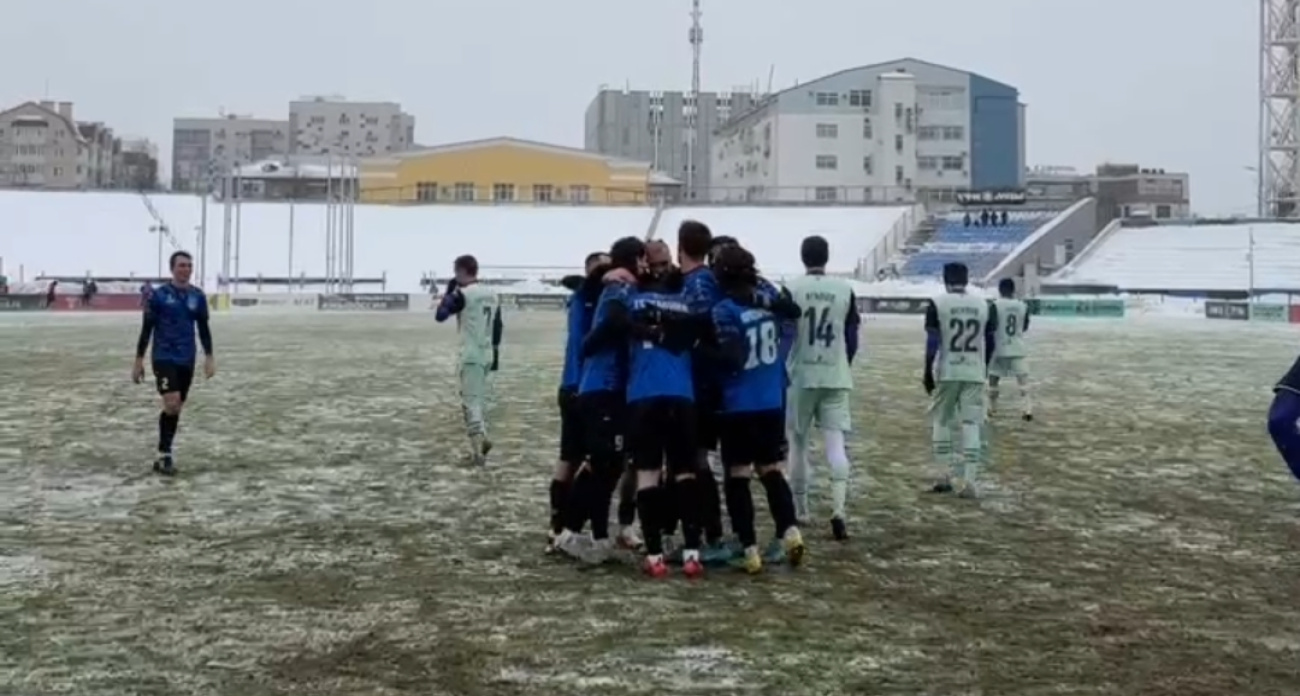 Снежная победа: «Шинник» обыграл «Уфу» в первом матче года