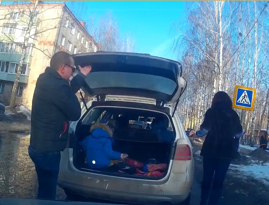 СК по Ярославской области заинтересовало видео с ребенком в багажнике
