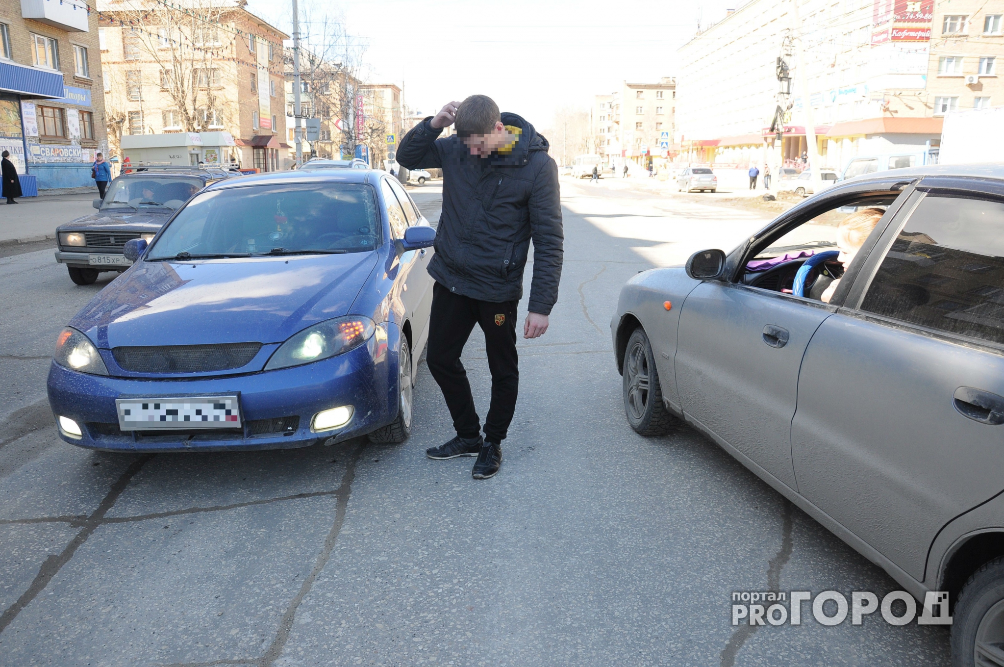 В Ярославле парень заметил бесхозный автомобиль и решил его продать