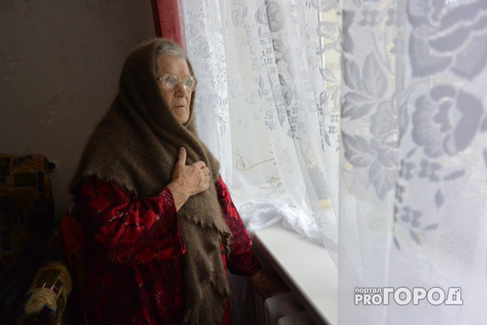 В Ярославской области ветерана обманули с окнами на 84 тысячи рублей