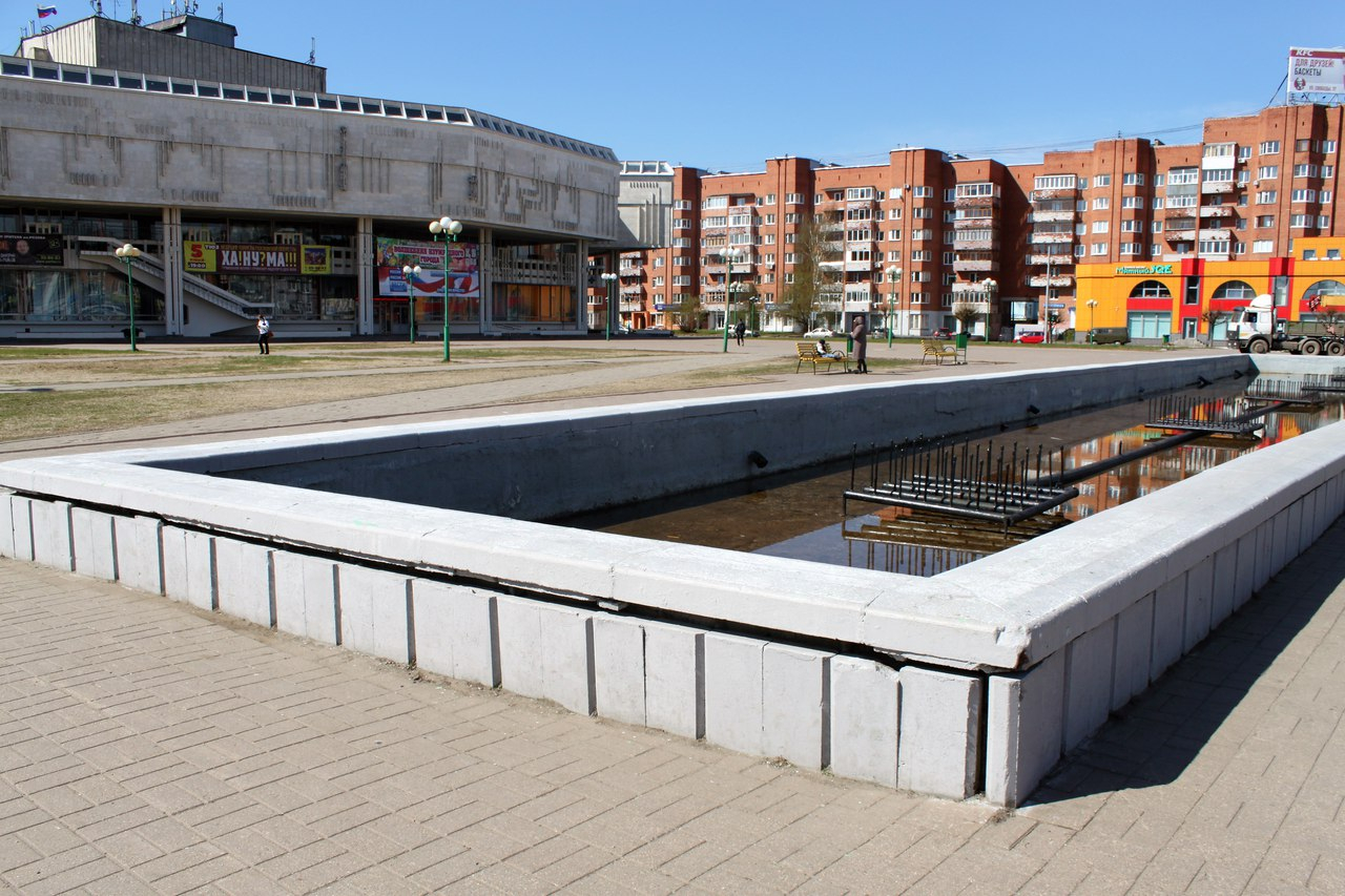 В Ярославле начали ремонт популярного фонтана