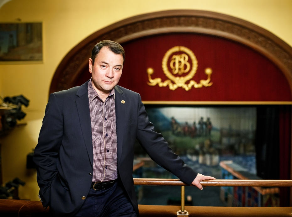Директора Волковского театра подозревают в хищении 200 миллионов рублей