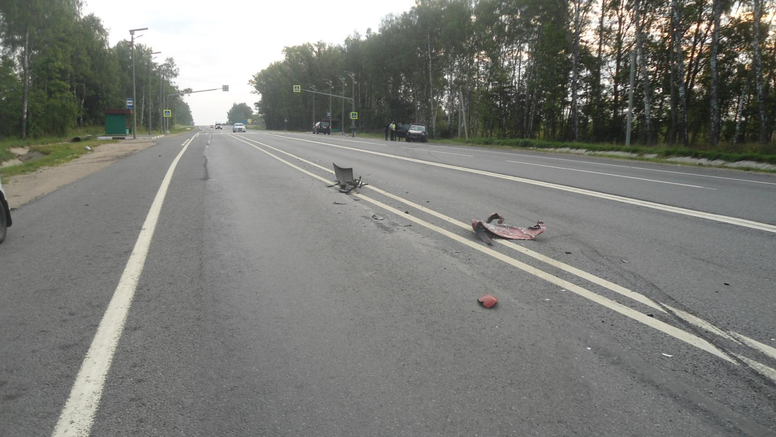 Под Ярославлем водитель иномарки попал в ДТП, уснув за рулем