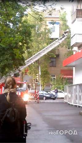 В Ярославле в центре города вспыхнул пятиэтажный дом