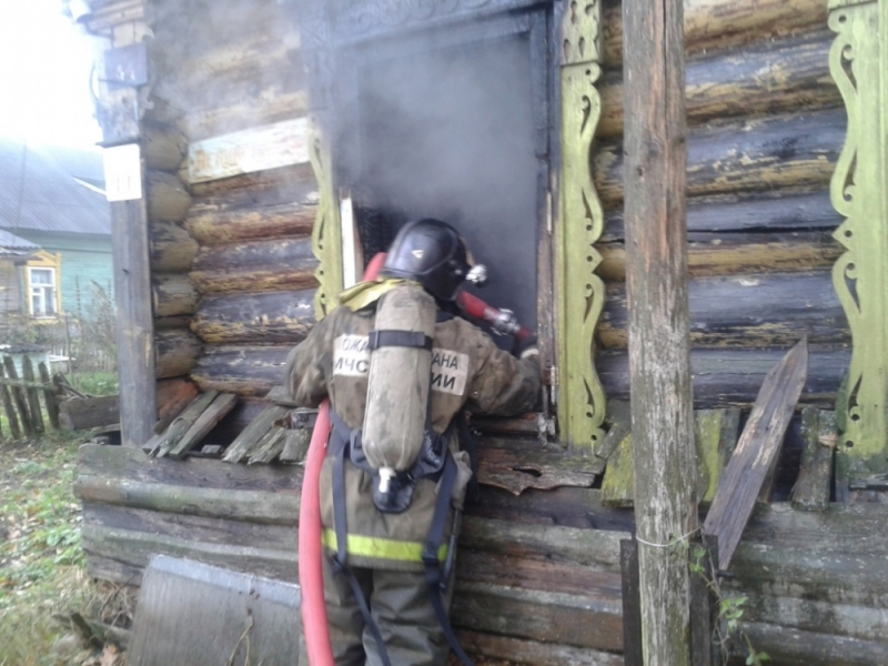 Курение убивает: под Ярославлем при пожаре погиб мужчина