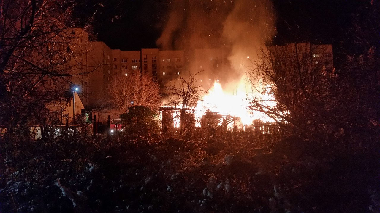 В Ярославской области в расселенном доме сгорел человек
