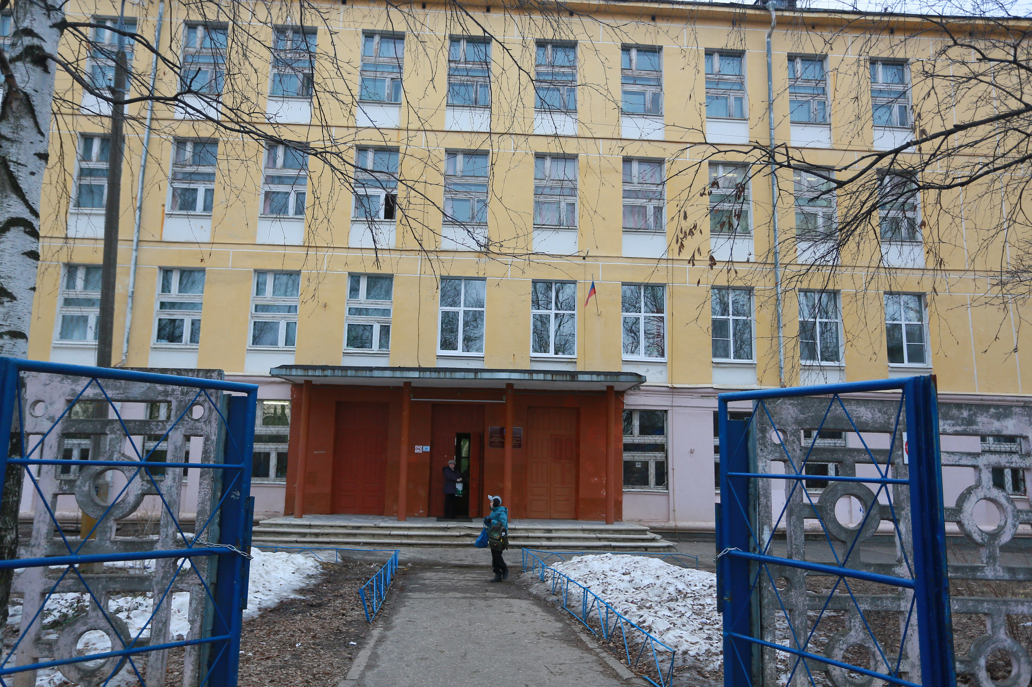 В Ярославле еще одну школу закрыли на карантин