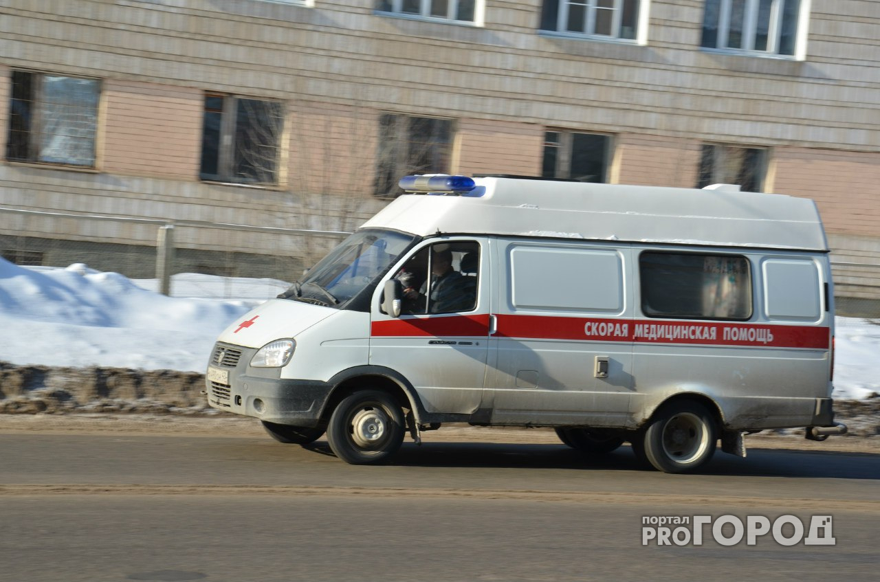 В Ярославле под колесами кроссовера погиб пешеход
