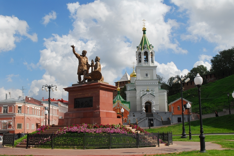 В Ярославле установят памятник Минину и Пожарскому