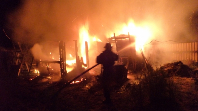 Под Ярославлем в сильном пожаре пострадали люди
