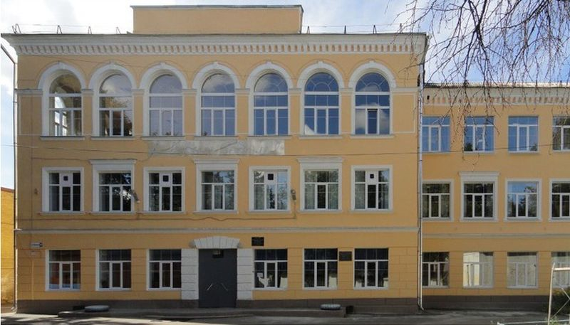 Выпускник пожертвовал ярославской  школе 13 миллионов рублей