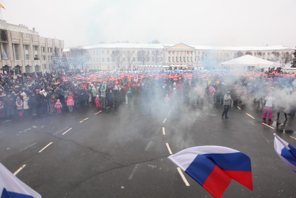 Пять тысяч ярославцев приняли участие во флешмобе на Советской площади