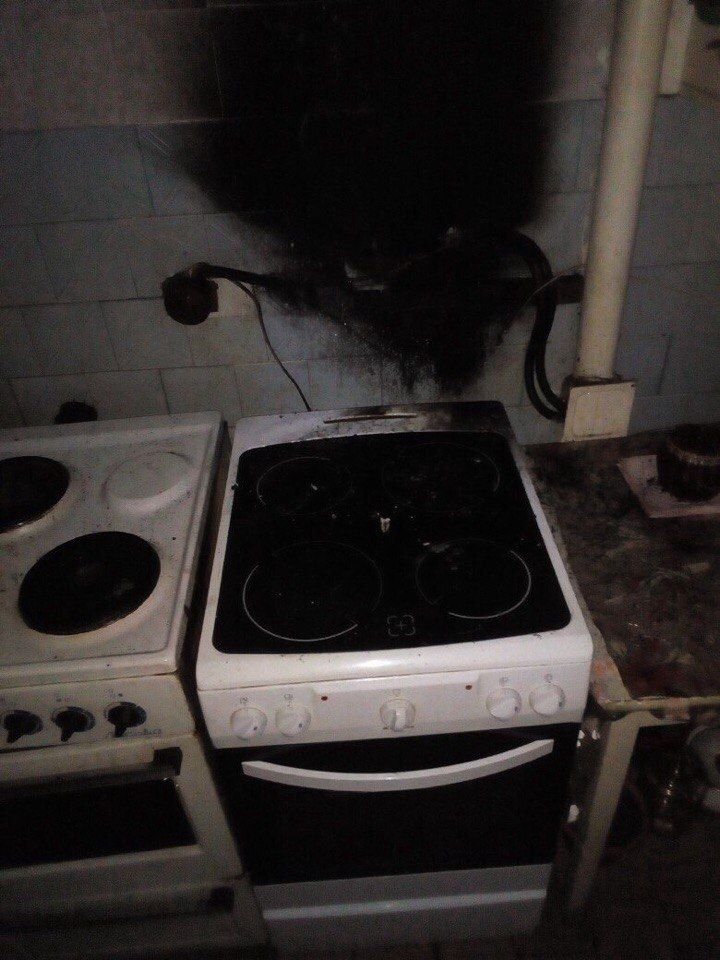 Ярославцы пытались тушить пожар полотенцами